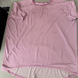 LuLaRoe XXL Irma Tee Top Tunic Shirt Pink Chevron Striped Major Unicorn 2XLarge